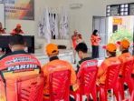 Ketua KONI Parimo Lepas Kontingen Cabor Balap Motor Menuju Banggai