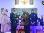 Kunker ke Sumedang, Badrun Dinobatkan Sebagai Ayah Peduli Stunting
