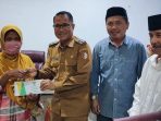 Wabup Sigi Serahkan Bantuan UMKM ke Kaum Duafa