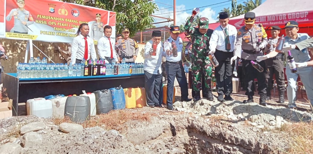 Polres Musnahkan Ribuan liter Miras Hasil Operasi Pekat 2023