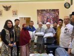 117 Calon Jemaah Haji Parimo Terima Pakaian Ihram dan Koper
