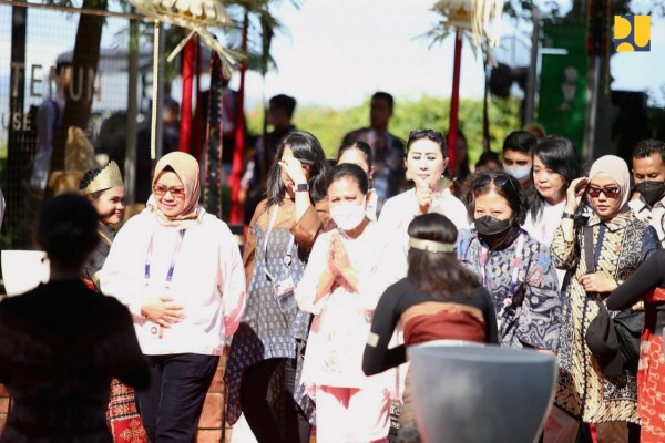 Jelang KTT Asean, Ibu Negara Tinjau Kwesiapan Puncak Waringin