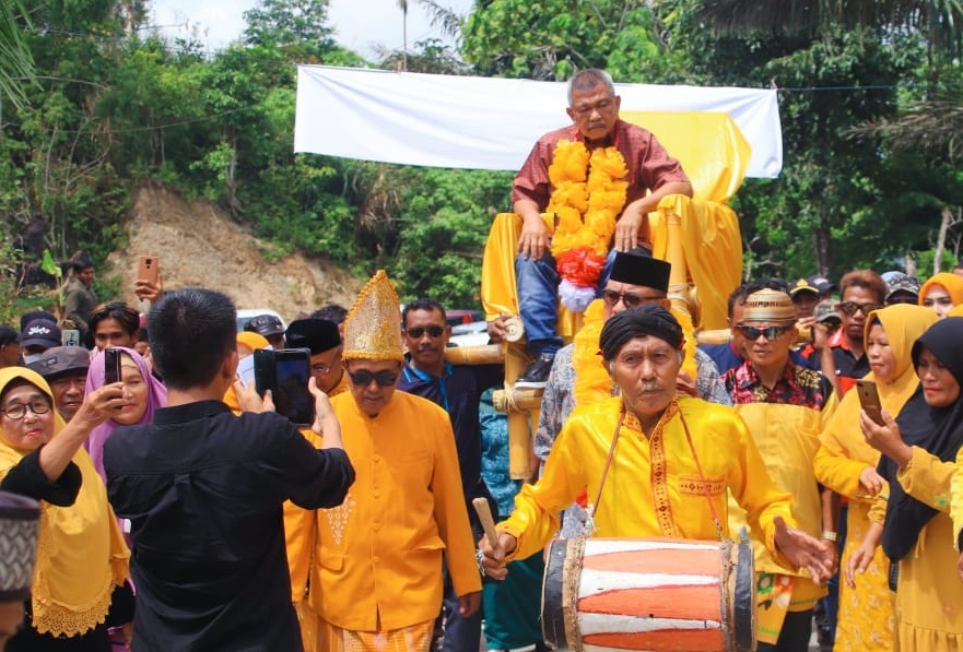 Bupati Resmikan Fono Nuada Tanainolo Suku Tajio