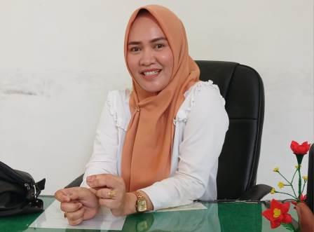 Puluhan UMKM Jualan Kue Tradisional di Alun Alun Kantor Bupati Parimo