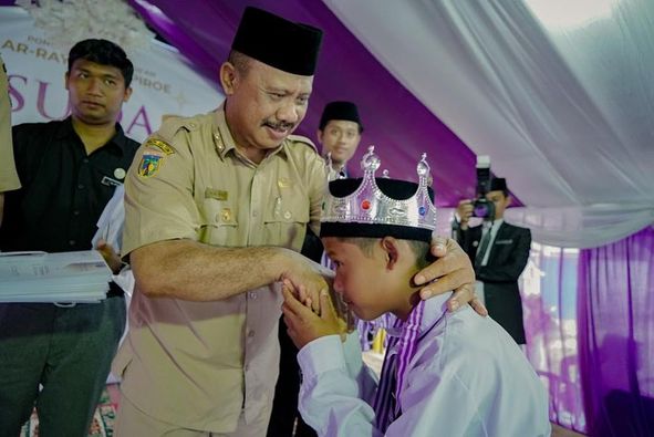 Sekda Sigi Hadiri Wisuda Akbar ke 3 Ponpes AR- Rayyan Kapiroe