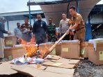 Puluhan Ribu Surat Suara Rusak Dimusnakan
