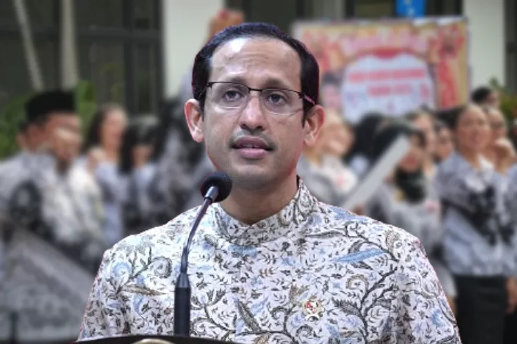 Mendikbudristek Batalkan Kenaikan UKT