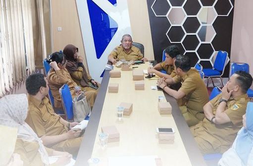 Kadis Kominfo Santik Pimpin Rapat Pelaksanaan Smart Village di Sulteng