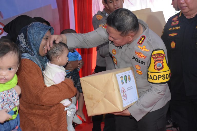 Polda Sulteng Berikan Layanan Gratis Operasi Katarak Hingga Penanganan Stunting