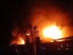 Kios Milik Warga Posona Atas Terbakar, Kerugian Capai Ratusan Juta