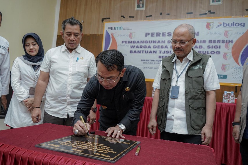 Pembangunan Sarana Air Bersih Desa Bora Diresmikan