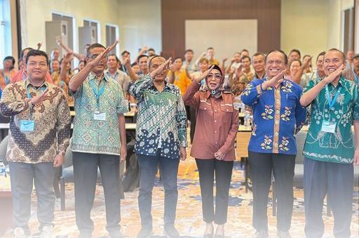 Rohani Mastura Buka Pelatihan Teknis Budidaya Kelapa Sawit