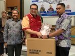 Dinas Perpustakaan dan Kearsipan Parimo Berikan Bantuan Hibah 23 Perpustakaan Desa