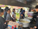 Brimob Polda Sulteng Bantu Evakuasi Warga dan Dirikan Dapur Lapangan di Lokasi Banjir Morowali Utara