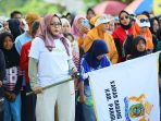 Ratusan Peserta Meriahkan Jalan Santai KADIN Parimo
