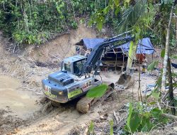 Polres Parimo Gerebek Tambang Emas Ilegal di Kasimbar, Excavator Diamankan